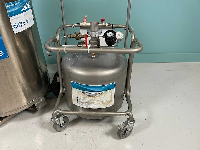 Linde - xl 240 - benzinetank (2x) - afbeelding 2 van  6