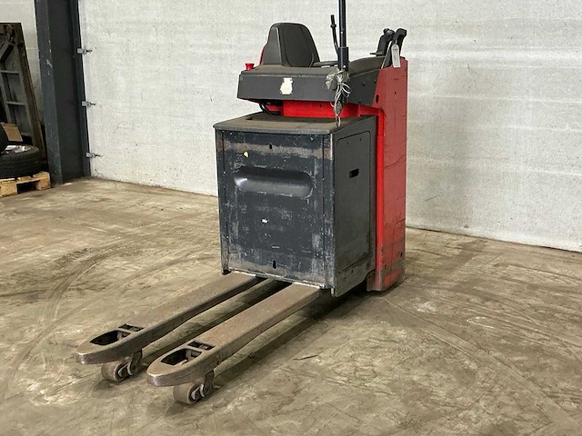 Linde d12 elektrische palletwagen - afbeelding 3 van  8