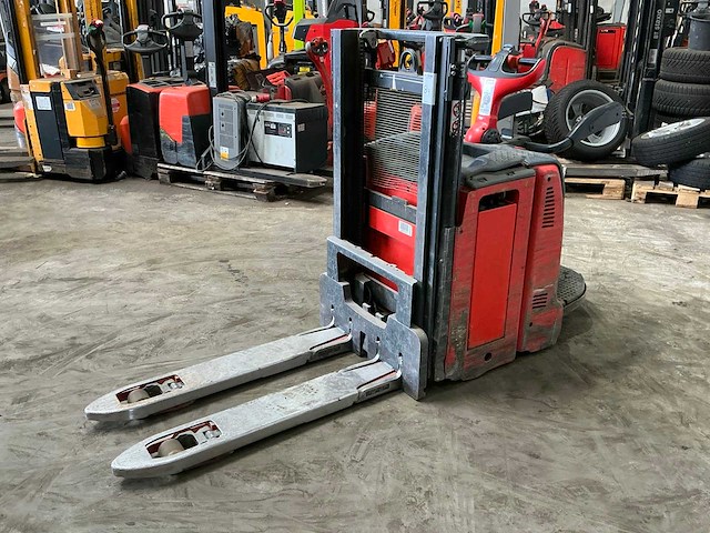 Linde d12hpap stapelaar - afbeelding 4 van  8