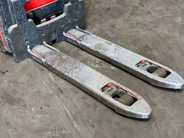 Linde d12hpap stapelaar - afbeelding 5 van  8