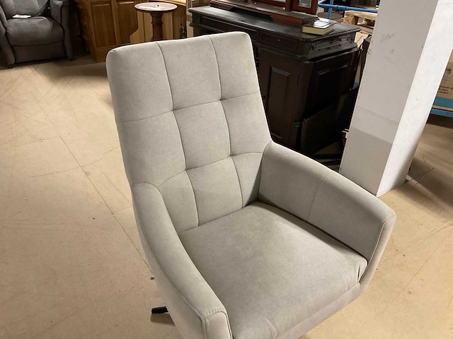 Linde draaibare fauteuil - afbeelding 4 van  7