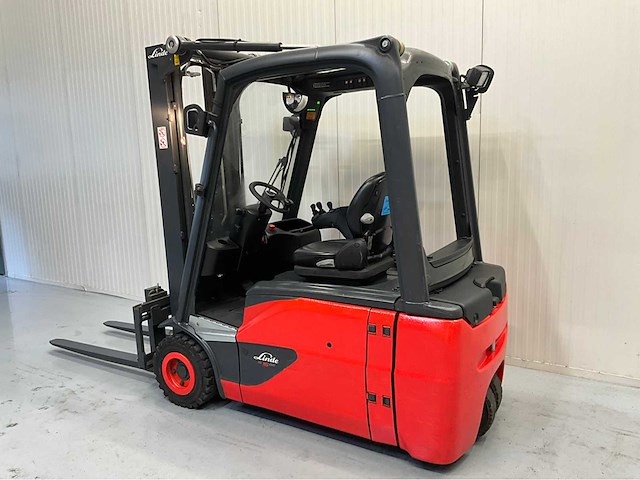 Linde e16-02 vorkheftruck - triplex - freelift - sideshift - 4361 uur- acculader - afbeelding 12 van  17