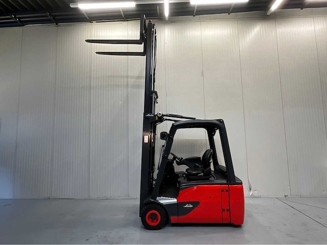 Linde e16-02 vorkheftruck - triplex - freelift - sideshift - 4361 uur - afbeelding 13 van  17