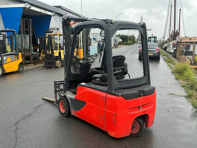Linde e16 vorkheftruck elektrisch - afbeelding 7 van  12