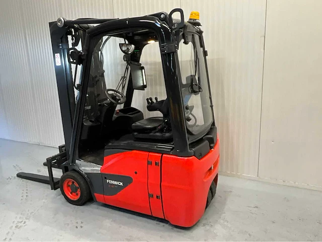 Linde e16c-02 - vorkheftruck - triplex - freelift - sideshift - 2019 - 5714 uur - afbeelding 4 van  19