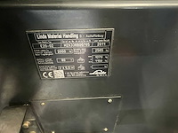 Linde e20-02 - vorkheftruck - vorkensteller - sideshift - freelift- acculader- bluespot achter - afbeelding 16 van  16