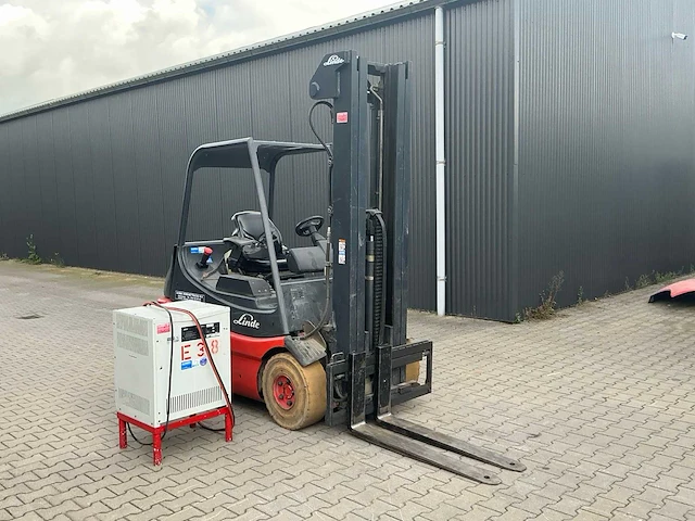 Linde e25 vorkheftruck - afbeelding 12 van  15