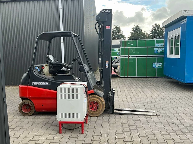 Linde e25 vorkheftruck - afbeelding 14 van  15