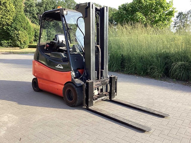 Linde / fenwick - 2011 - e30-03/600 - vorkheftruck - afbeelding 12 van  39
