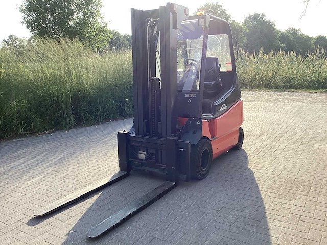 Linde / fenwick - 2011 - e30-03/600 - vorkheftruck - afbeelding 35 van  39