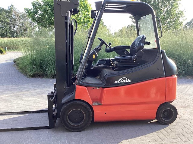 Linde / fenwick - 2011 - e30-03/600 - vorkheftruck - afbeelding 37 van  39