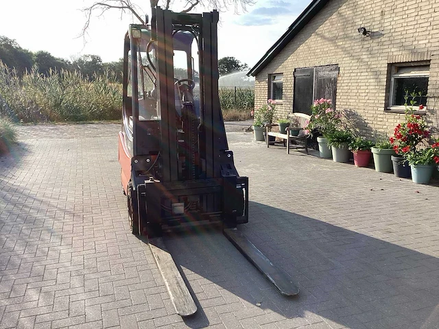 Linde / fenwick - 2011 - e30-03/600 - vorkheftruck - afbeelding 34 van  39