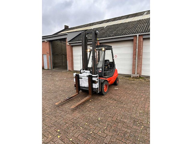 Linde h35t-03 heftruck - afbeelding 1 van  12