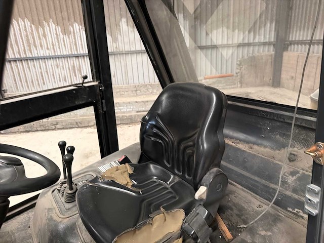 Linde h50d-03 diesel heftruck, bouwjaar 2006, capaciteit 5 ton, voorzien van zware speciale vorkopstelling/klem - afbeelding 14 van  17