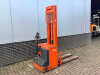 Linde l 12 stapelaar - afbeelding 3 van  9