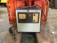 Linde l 12 stapelaar - afbeelding 8 van  9
