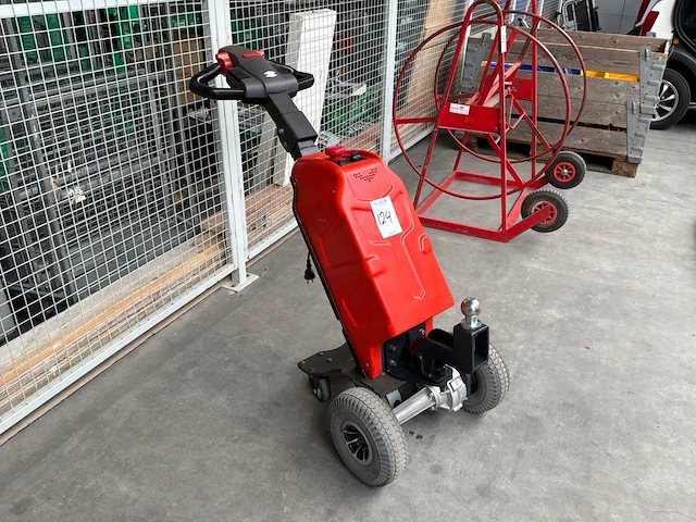 Linde mp13 elektrotrekker - afbeelding 1 van  11