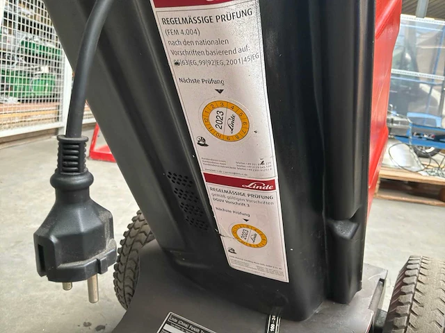 Linde mp13 elektrotrekker - afbeelding 8 van  11