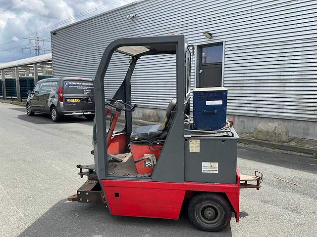 Linde p 100 z industriële trekker - afbeelding 12 van  20
