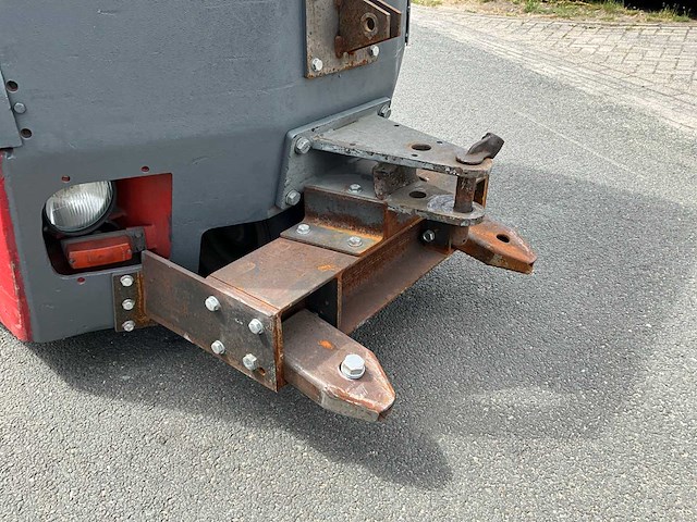 Linde p 100 z industriële trekker - afbeelding 18 van  20