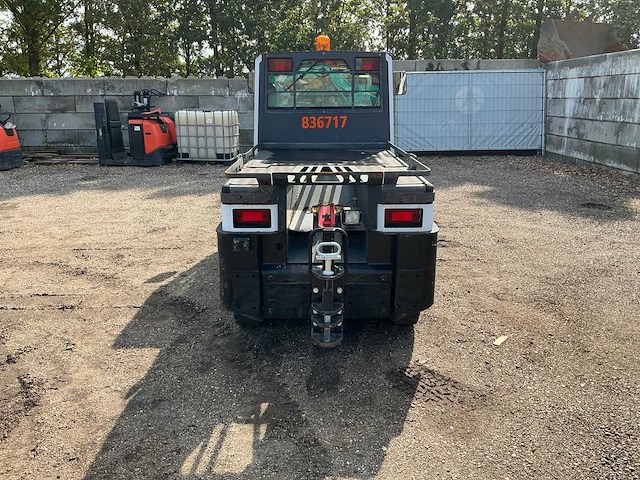 Linde p250 industriële trekker - afbeelding 13 van  17