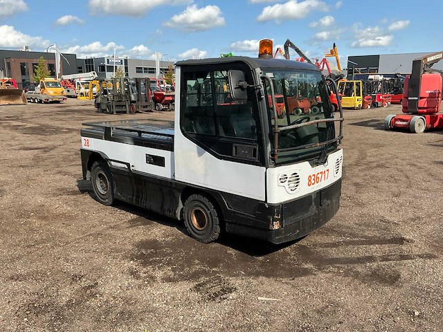 Linde p250 industriële trekker - afbeelding 16 van  17