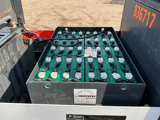 Linde p250 industriële trekker - afbeelding 10 van  15