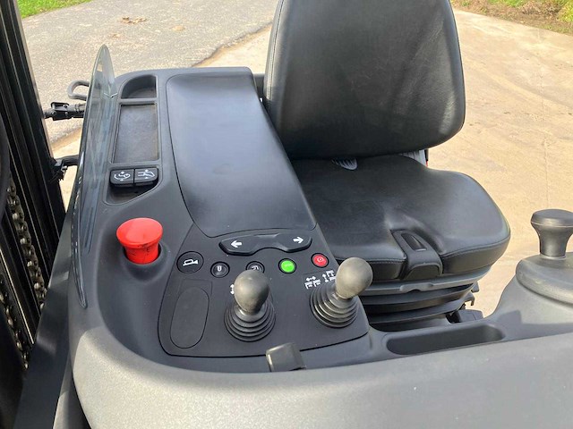 Linde r12n-01 reach vorkheftruck 2018 - afbeelding 17 van  47