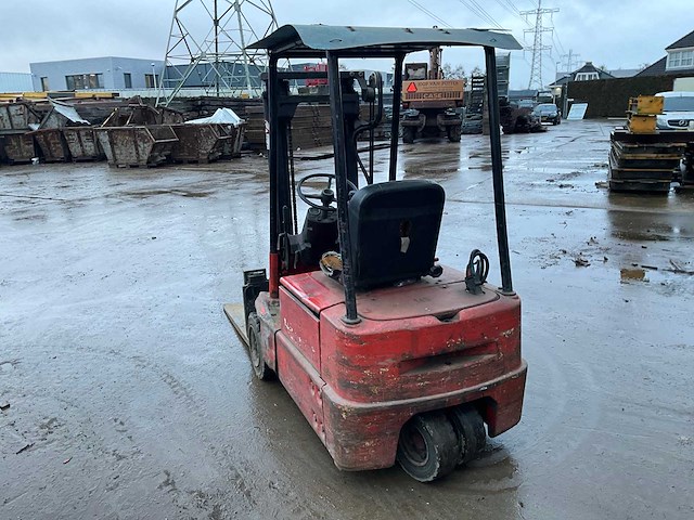 Linde vorkheftruck - afbeelding 8 van  13
