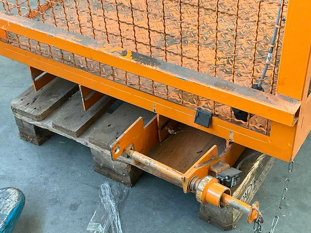 Linde werkkooi - afbeelding 5 van  6