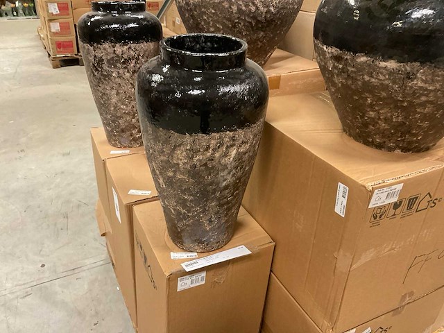 Lindy bloempot - afbeelding 6 van  8