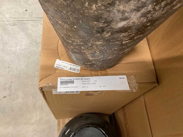 Lindy bloempot - afbeelding 7 van  8