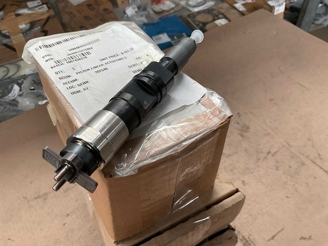Linear actuating piston (5x) - afbeelding 2 van  2
