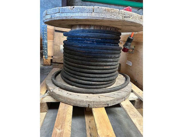 Lineax - 24g1,5 neoprene on coil - wire, cables & cords - afbeelding 1 van  4