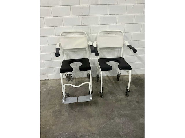 Linido handicare - verrijdbare douchestoel toiletstoel (2x) - afbeelding 3 van  4