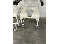 Linido handicare - verrijdbare douchestoel toiletstoel (2x) - afbeelding 5 van  7