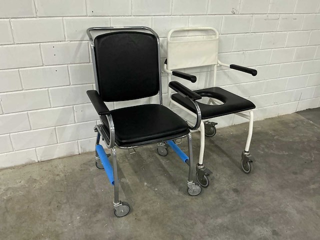 Linido handicare - verrijdbare douchestoel toiletstoel (2x) - afbeelding 4 van  5