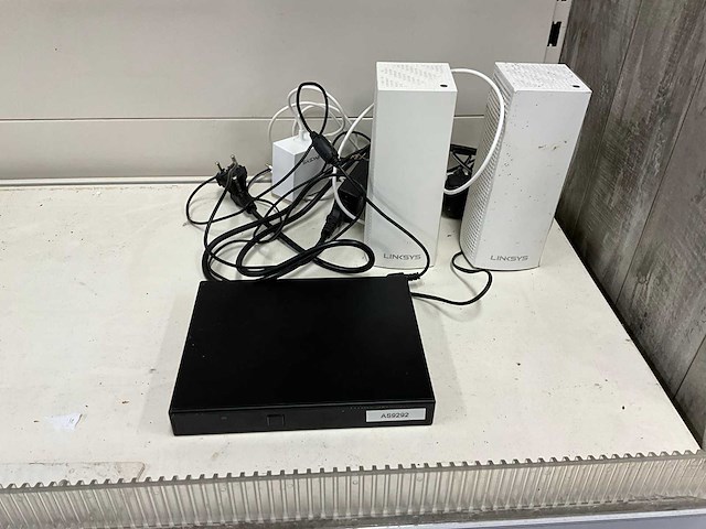 Linksys wifi switches (3x) - afbeelding 2 van  6