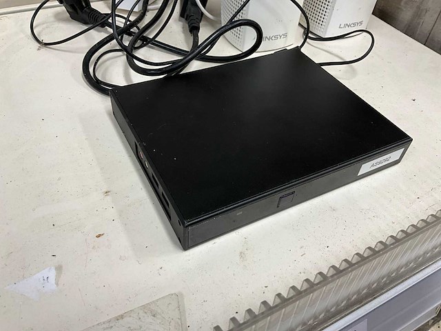 Linksys wifi switches (3x) - afbeelding 3 van  6