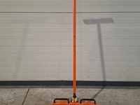 Linoleum roller ~ uzin utz / wolff, linoleum roller, bouwjaar 2013 - afbeelding 2 van  3