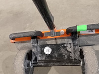 Linoleum roller ~ uzin utz / wolff, linoleum roller, bouwjaar 2016 - afbeelding 3 van  3