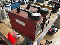 Lion sg1000 rookmachine (2x) - afbeelding 1 van  2