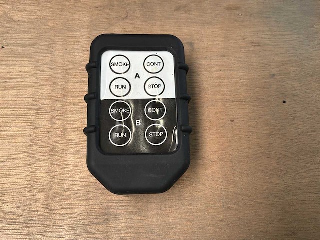 Lion sg1000 rookmachine - afbeelding 1 van  5