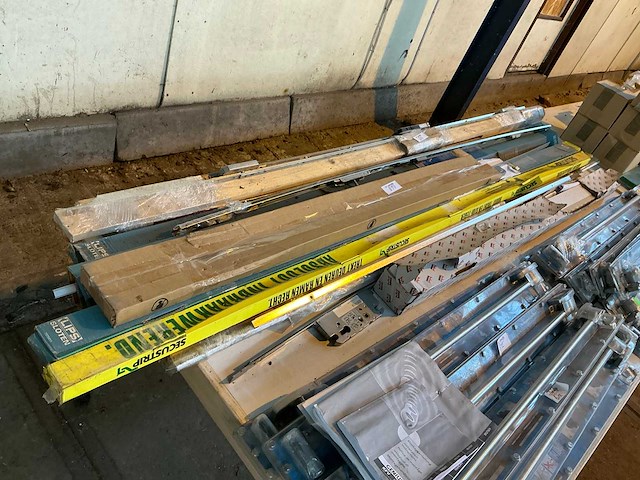 Lips en secustrip deurbeslag - afbeelding 2 van  6