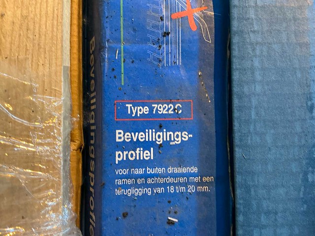 Lips en secustrip deurbeslag - afbeelding 6 van  6