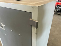 Lips kluis - afbeelding 3 van  5