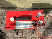 Liquid levers suspension pomp o.a. mg - afbeelding 2 van  4