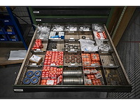 Lista 9-delige ladenkast met o.a. skf lagers, rvs bevestigingsmaterialen en festo materialen - afbeelding 7 van  10