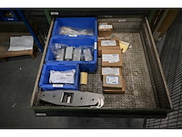 Lista 9-delige ladenkast met o.a. skf lagers, rvs bevestigingsmaterialen en festo materialen - afbeelding 8 van  10