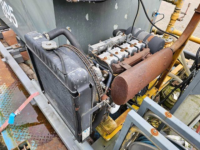 Lister - lister-petter spuit - vrachtwagen onderdeel spuit - afbeelding 2 van  12